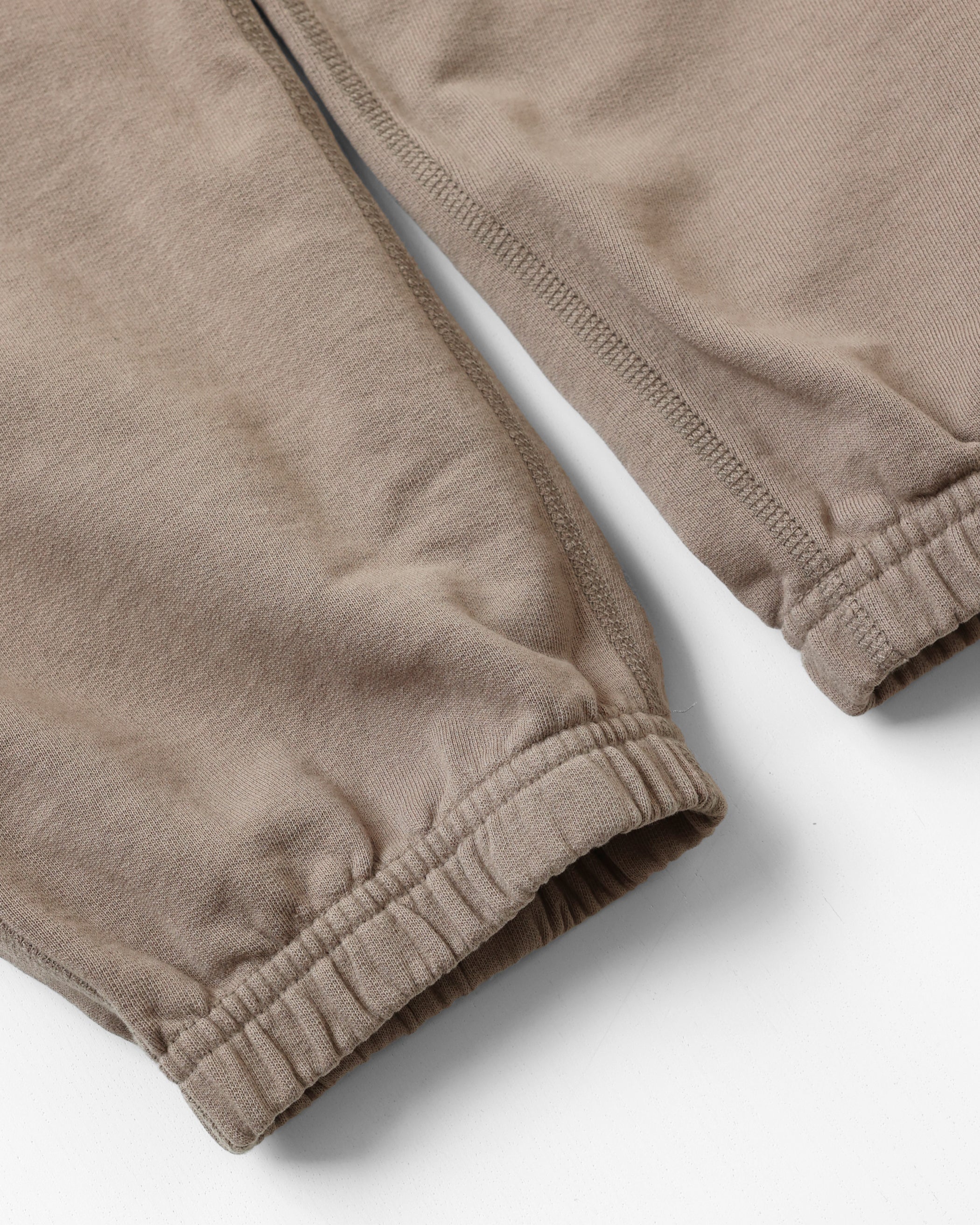 Made in Canada Relaxed French Terry Sweatpant Mocha 100% Cotton - Unisex - Province of Canada