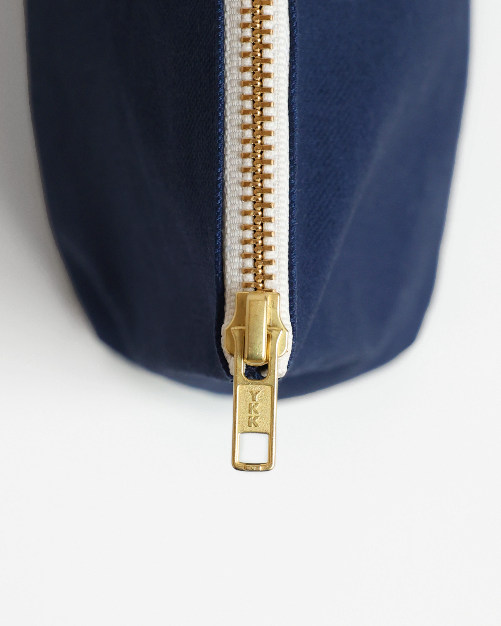 Made in Canada 100% Cotton Navy Blue Makeup Cord Organizer Pouch - Province of Canada